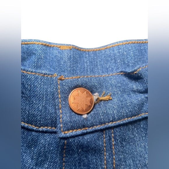 Re/Done New NWOT Pleated Wide Leg Jeans Estimated Size 26” - Picture 5 of 7